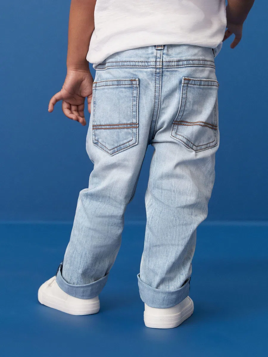 NEXT Garçon Jean Stretch Standard Confortable Bleach Denim 4 Ans-5 Ans