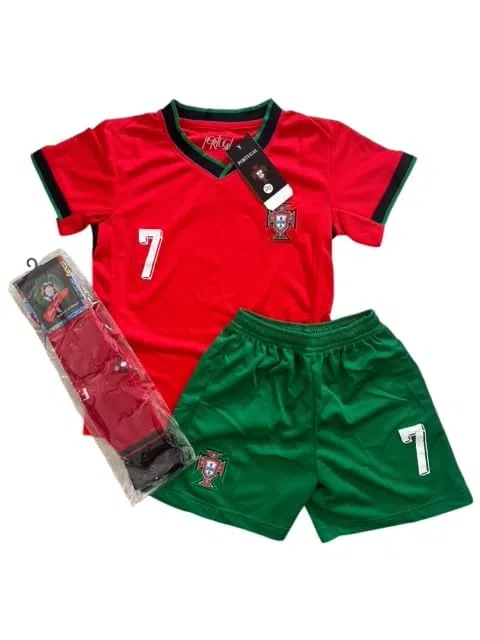 Générique Ensemble Maillot ET Short Portugal Ronaldo Top Qualite Taille 10 Ans Maillot Short Chaussette