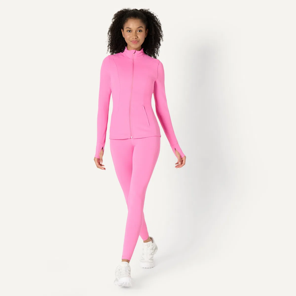 Amazon Essentials Femme Veste à Col Zippé Active FormFlex Ultra Douce, avec Fermeture Éclair à l’Encolure et Manches Longues, Coupe Ajustée