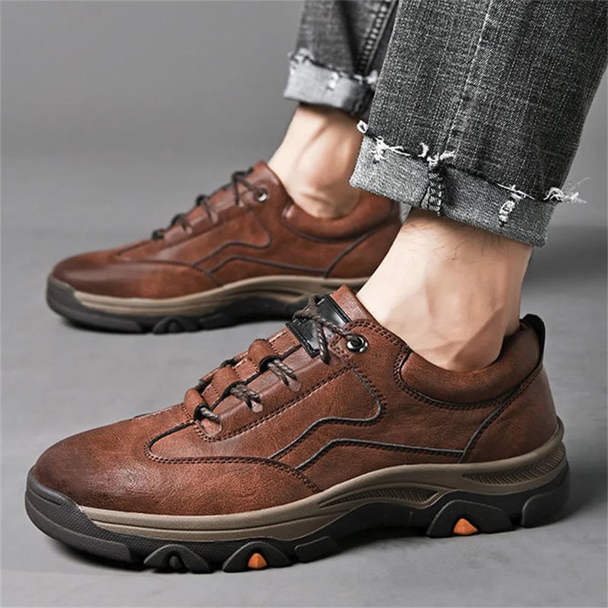 Hommes Printemps et Automne Hiver Respirant Business Cuir Souple Décontracté Tendance Tout Style Britannique Décontracté Chaussures en Cuir Décontractées Chaussures de Costume Traditionnel
