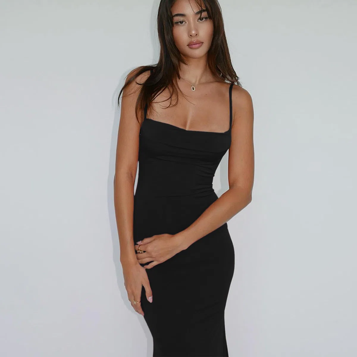 Robe Femme Sexy Robe Longue Moulante Dos Nu Bodycon Robe de Soirée Longue D'éte Maxi Robe sans Manches Elégant Skinny Slim Fit Robe de Cocktail Club Robe à Spaghetti Bretelle pour Party