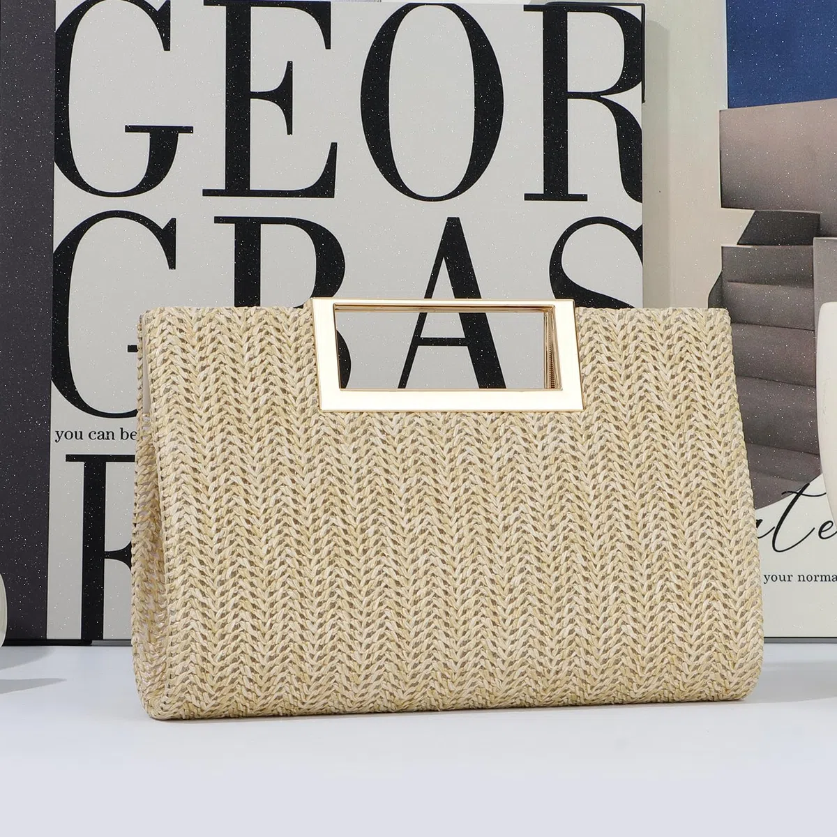 EVEOUT Pochette de Soirée en Paille Femmes Clutch Paille Tissée avec Chaîne été Sac à main Paille pour Mariage Plage Vacances（Couleur naturelle）
