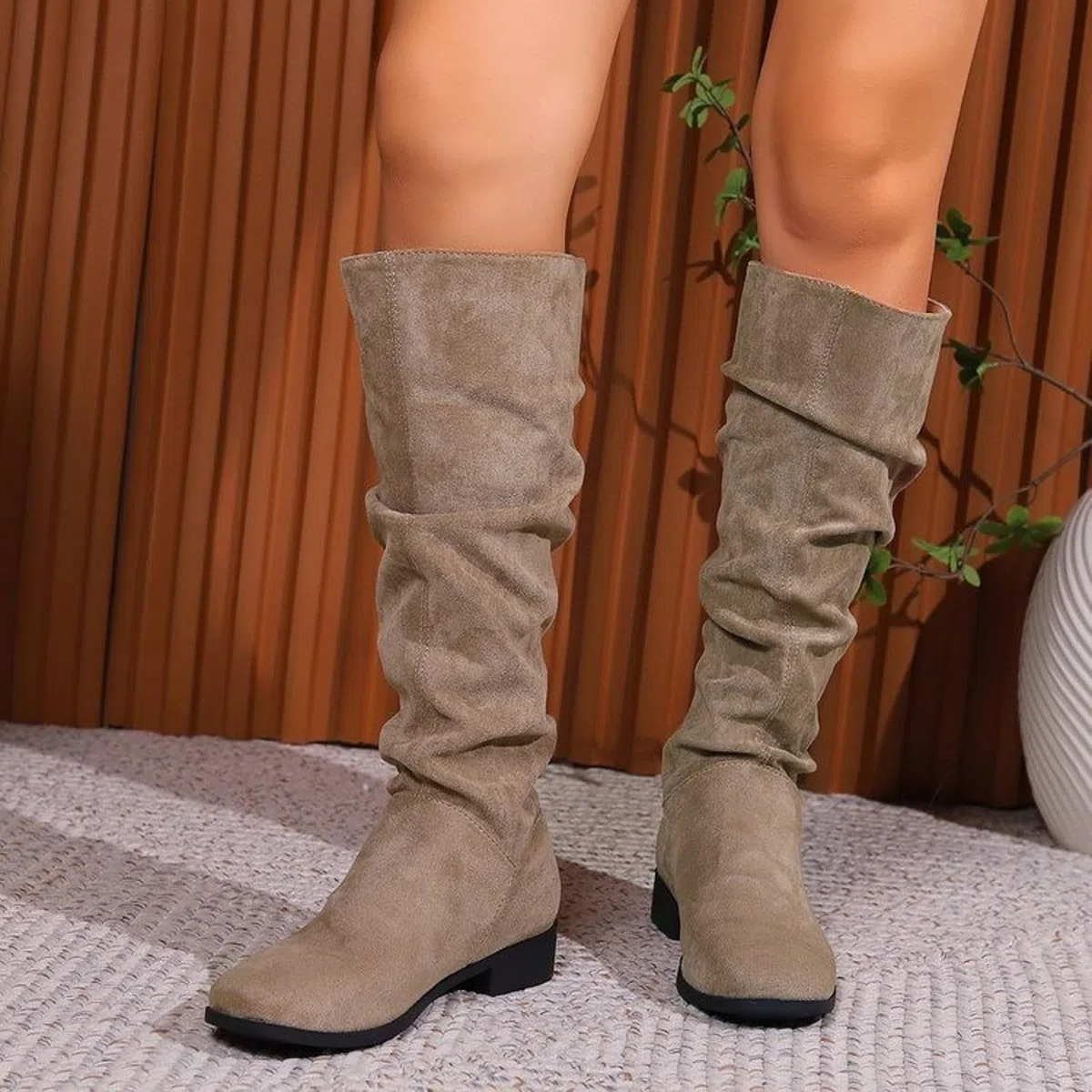 Generisch Bottines pour femme - Style rétro - Couleur unie - En daim - Grandes tailles - Talon bloc - Hauteur de tige moyenne - Bottes d'équitation confortables
