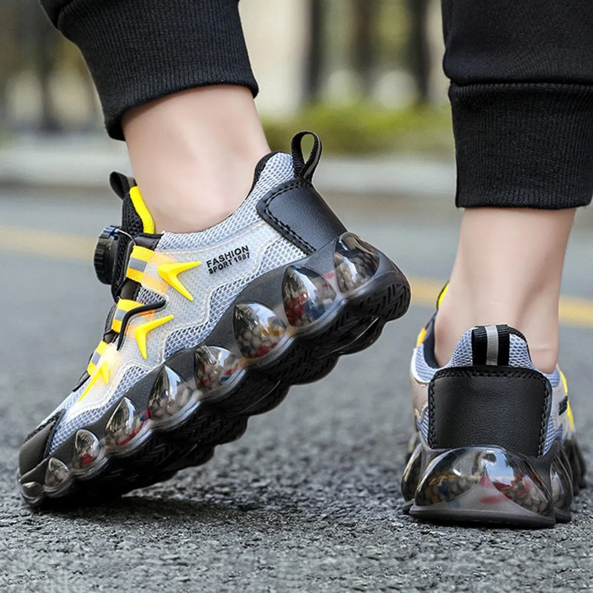 Chaussures de tennis pour garçons - Taille 1 - Printemps, été et automne - Maille respirante - Boucle rotative - Lacets réglables - Taille M et L - Chaussures de sport décontractées pour enfants