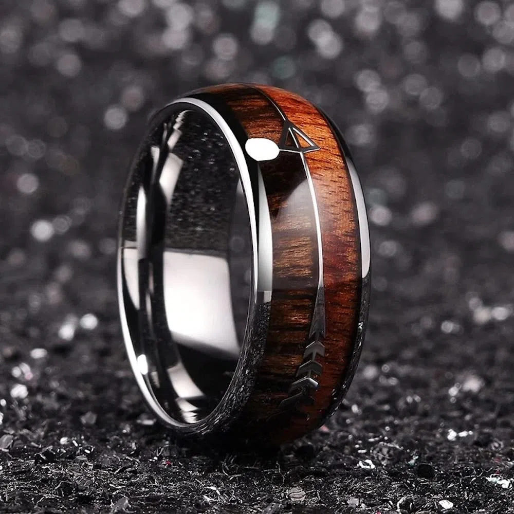 ZENSE - Bague pour homme façon boisée en acier avec flèche ZR0173