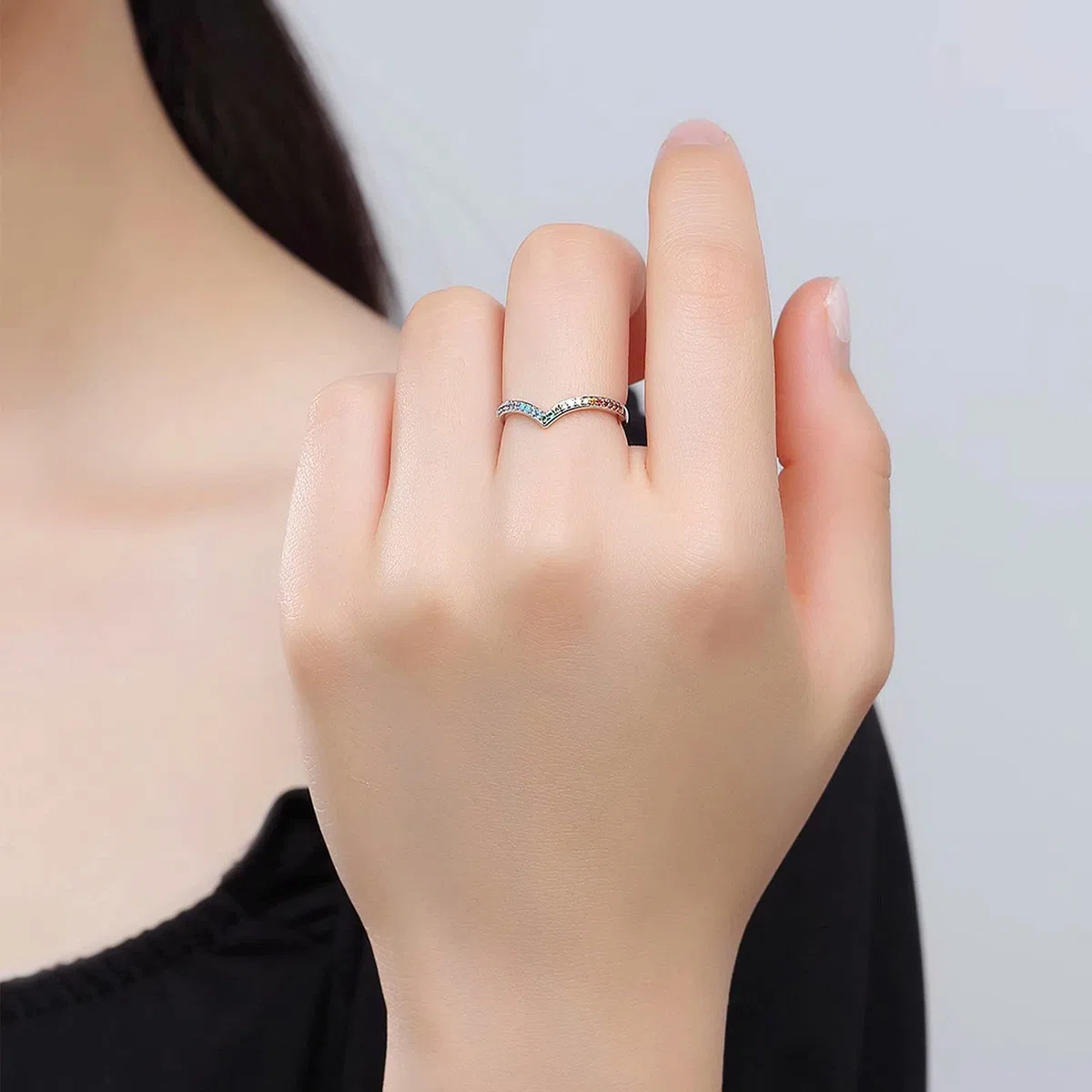 Qings Bague en Forme de V Arc-en-Ciel, Colorée CZ Bague à Chevrons Empilables Bague en Argent Sterling 925 pour Fiançailles de Mariage d'anniversaire, Cadeaux de Bijoux pour Femmes Filles