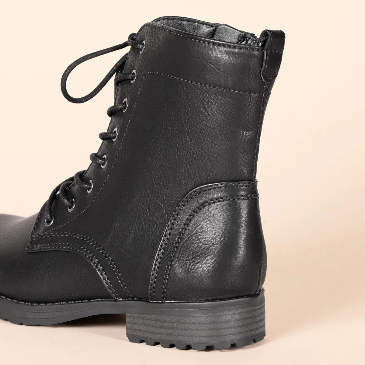 Amazon Essentials Femme Bottes Montantes à Lacets