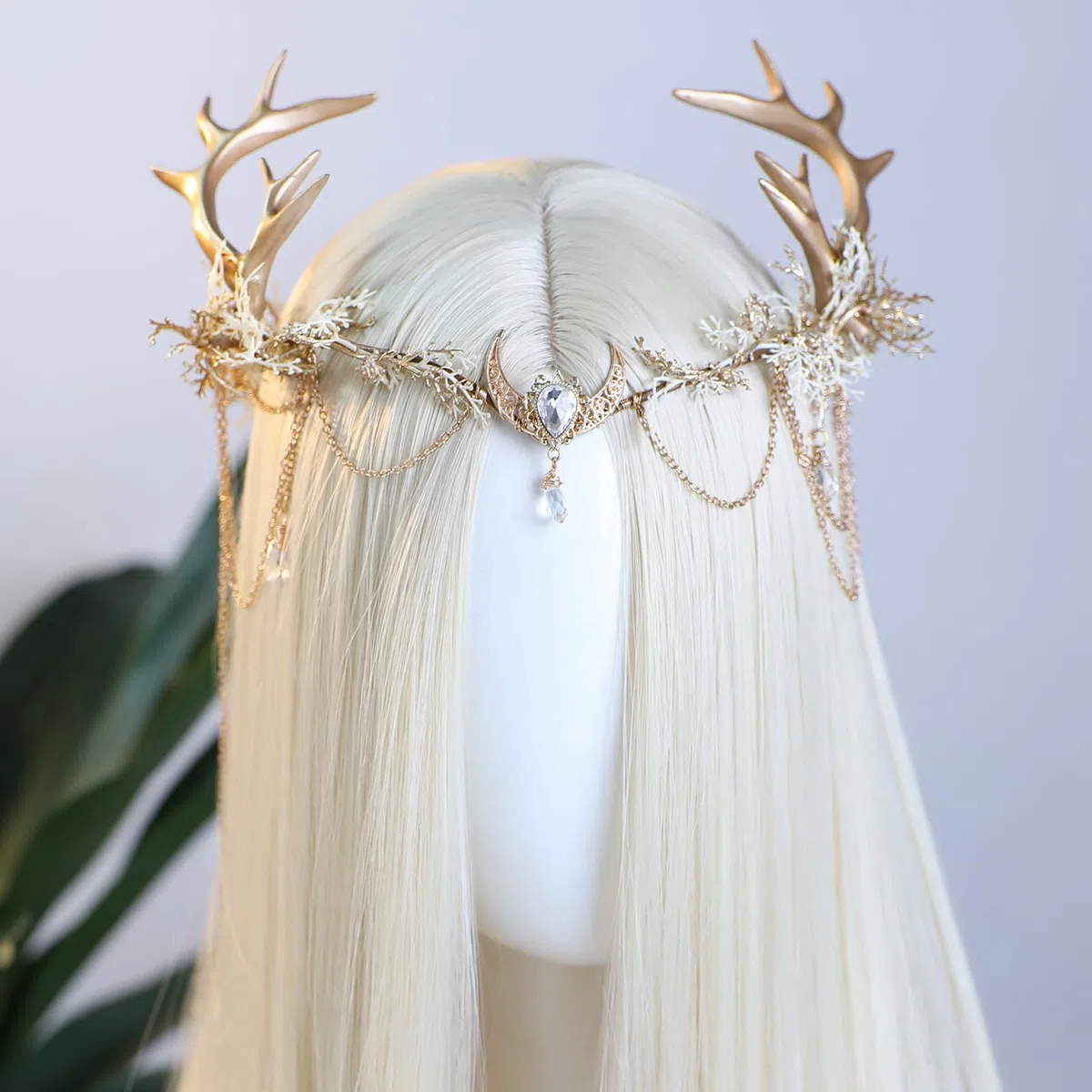 MOSTORY Couronne de fleurs pour costume de chevreuil, couronne de fleurs dorées avec pompon et lune pour cosplay, costume de carnaval