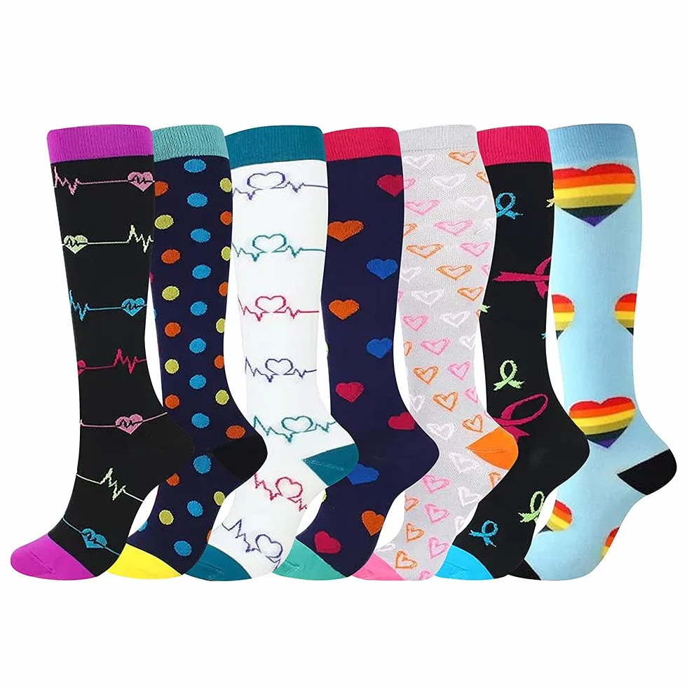 Chaussettes de compression pour femmes et hommes, 7 paires de bas de compression médicaux Chaussettes de soutien 15-20 mmHg pour l'athlétisme, les varices, la course, le cyclisme, la randonnée