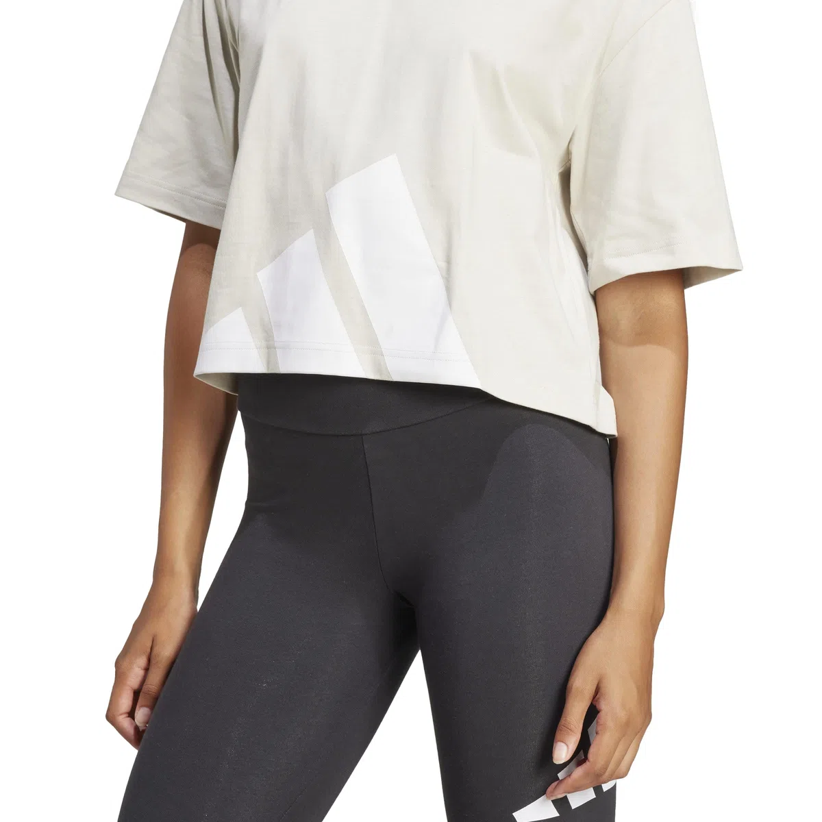 Adidas Femme Essentials BIG Logo Boyfriend T-Shirt