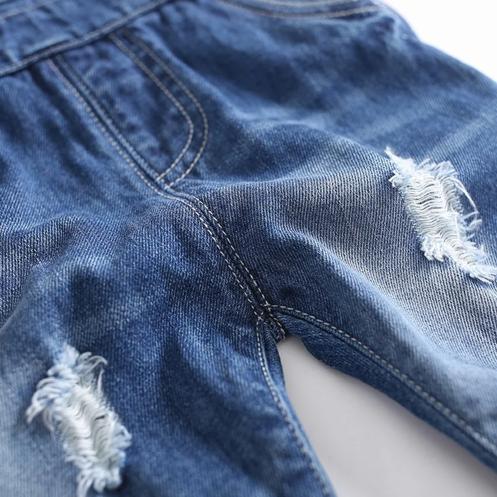 KIDSCOOL SPACE Petite salopette en jean pour fille, short en jean déchiré
