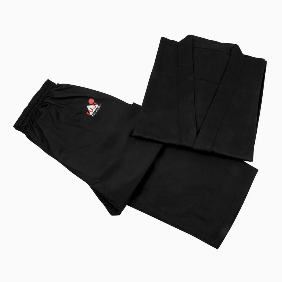 Fuji Mae Kimono de Karate Basic Line Noir 140 cm