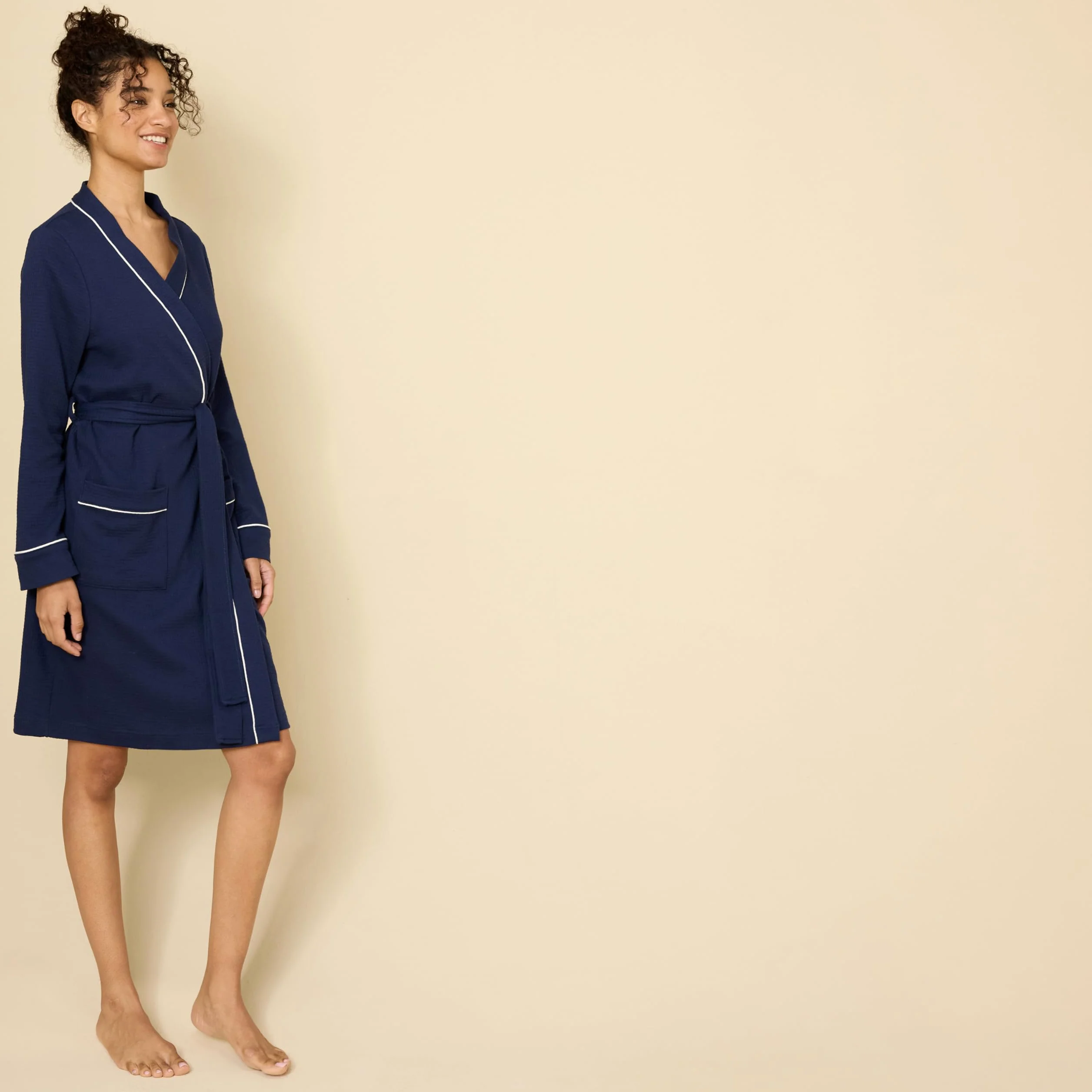 Amazon Essentials Robe de Chambre Mi-longue Gaufrée et Légère (Disponible en Grande Taille) Femme